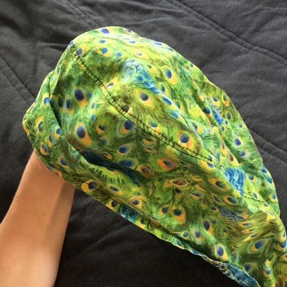 Bundle of Scrub Caps - Picture 5 of 10